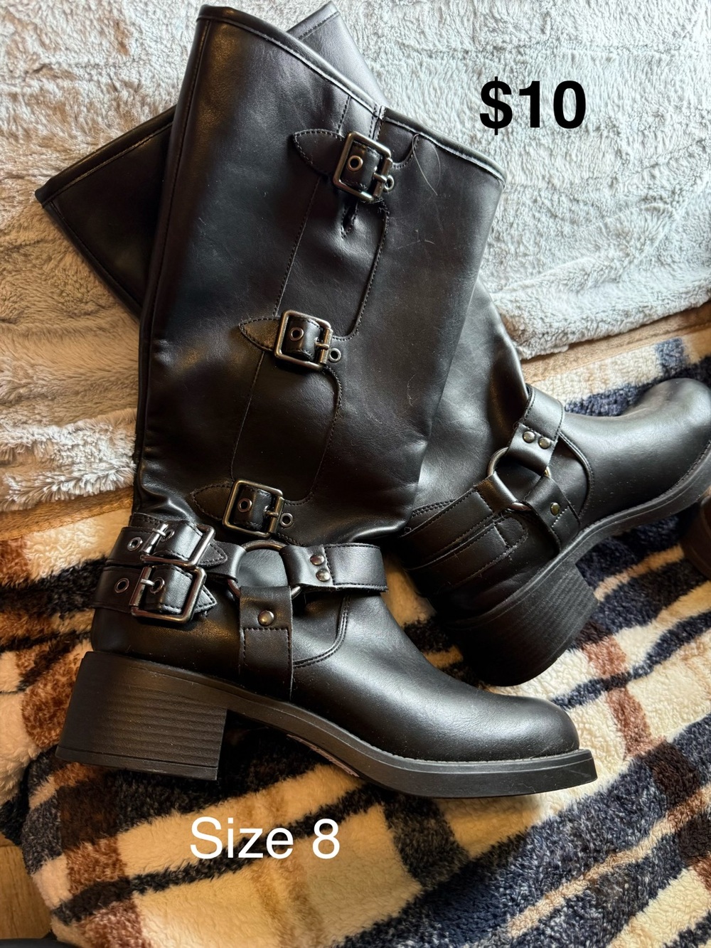 Black Women's Buckle Mid-Calf Boots - Size 8
